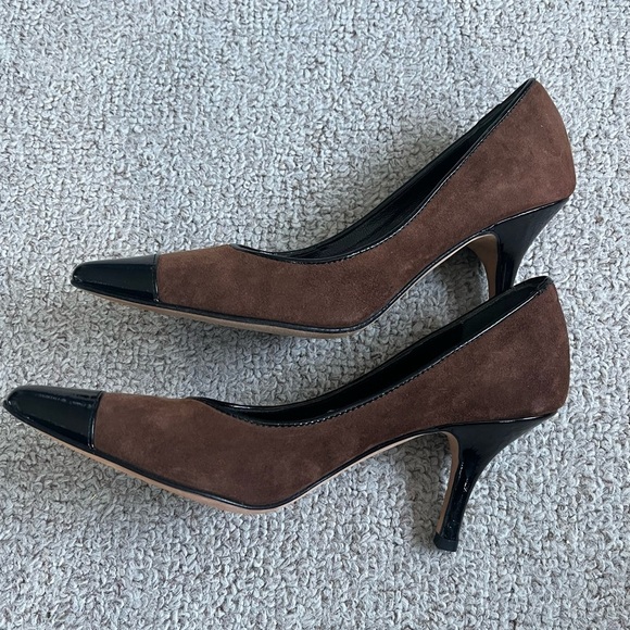 Butter Suede Pointed Toe Colorblock Pump Black Brown Size 4 1/2 Italy - Picture 4 of 7